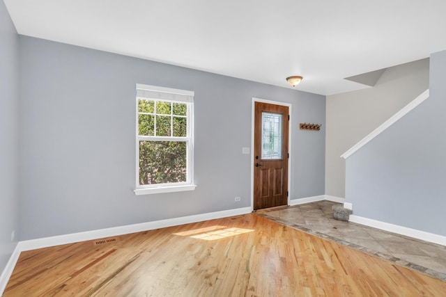 2181 Stonehedge Ct, Round Lake Beach, IL 60073 - photo 3