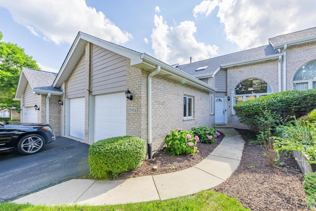 17934 Lennan Brook Ln, Orland Park, IL 60467 - photo 2