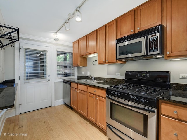 1424 W Cullom Ave Unit G, Chicago, IL 60613 - photo 8