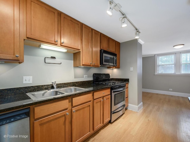 1424 W Cullom Ave Unit G, Chicago, IL 60613 - photo 9