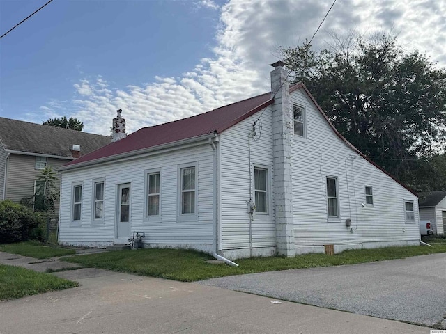 726 S 6th, Quincy, IL 62301 - photo 1