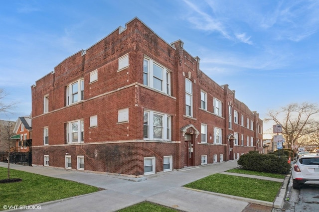 3601 W Le Moyne St Unit 1, Chicago, IL 60651 - photo 1