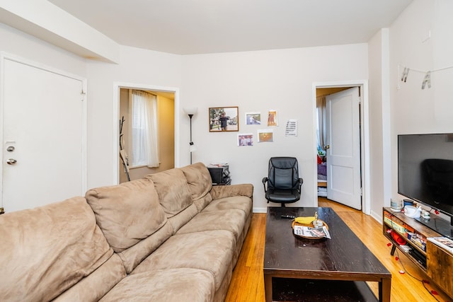 1527 N Western Ave, Chicago, IL 60622 - photo 3