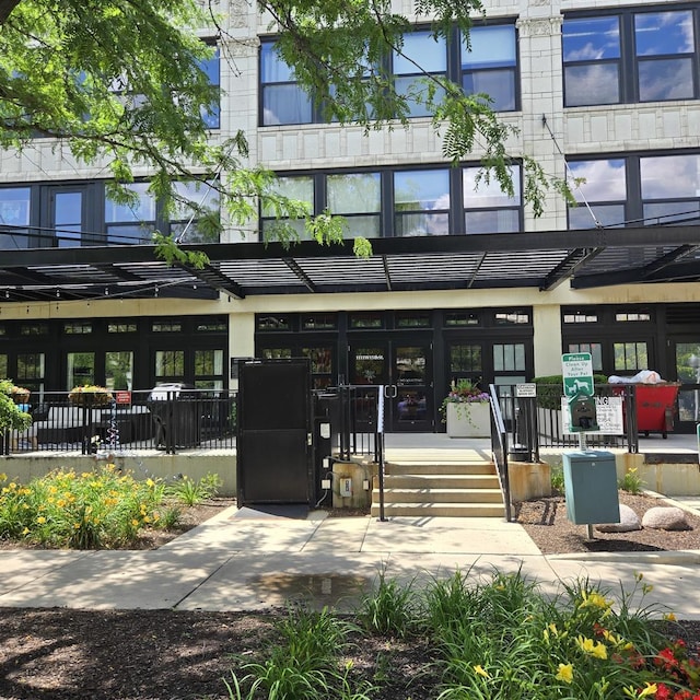 1111 W 15th St Unit 228, Chicago, IL 60608 - photo 1