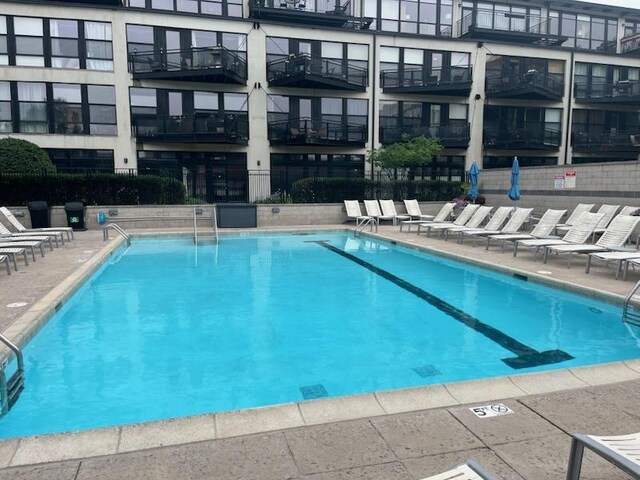 1111 W 15th St Unit 228, Chicago, IL 60608 - photo 29