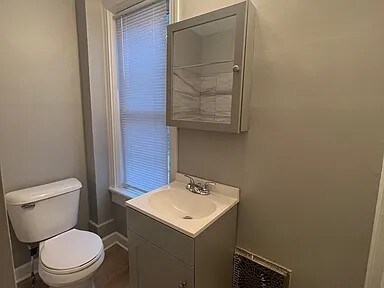227 S Washington Ave, Kankakee, IL 60901 - photo 10