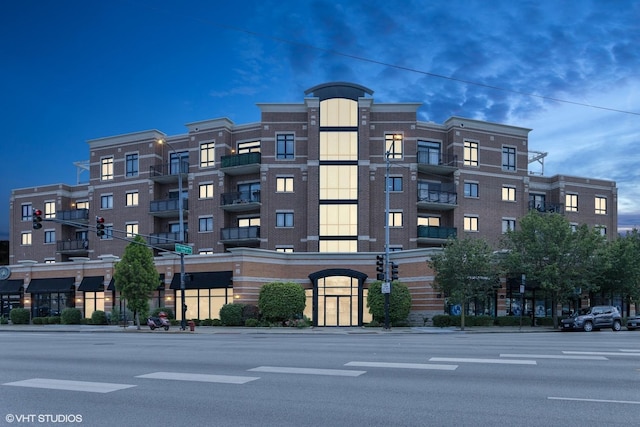 5588 N Lincoln Ave Unit 404, Chicago, IL 60625 - photo 16