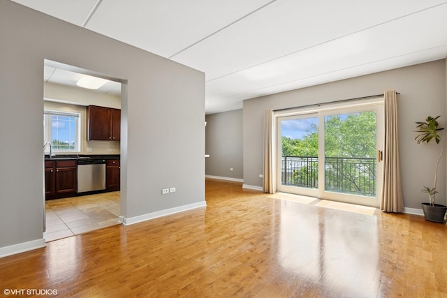 5588 N Lincoln Ave Unit 404, Chicago, IL 60625 - photo 3