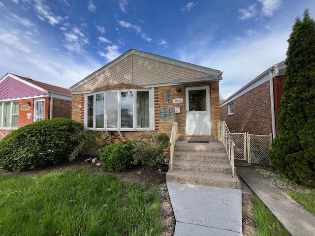 4730 S Lawler Ave, Chicago, IL 60638 - photo 1