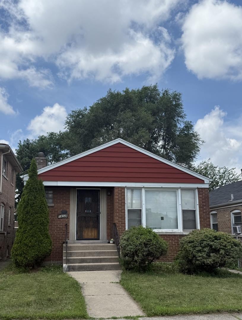 14528 S Eggleston Ave, Riverdale, IL 60827 - photo 1