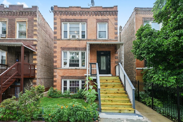 3140 N Ridgeway Ave, Chicago, IL 60618 - photo 1
