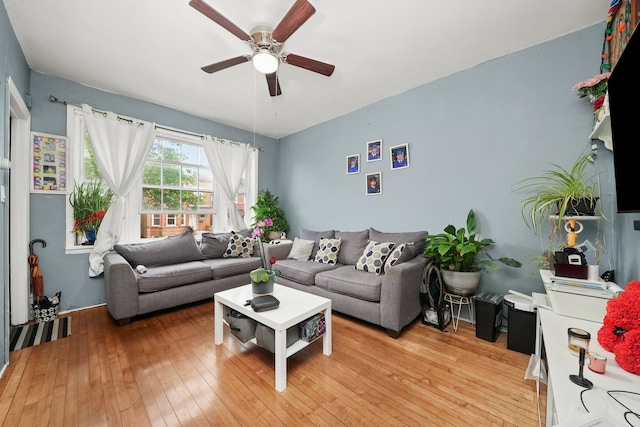 3140 N Ridgeway Ave, Chicago, IL 60618 - photo 22