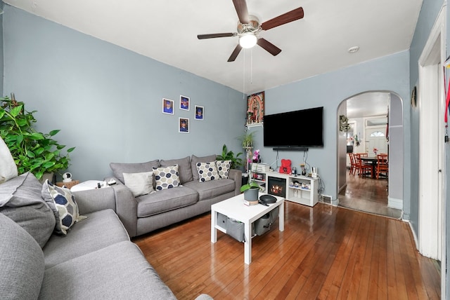 3140 N Ridgeway Ave, Chicago, IL 60618 - photo 24