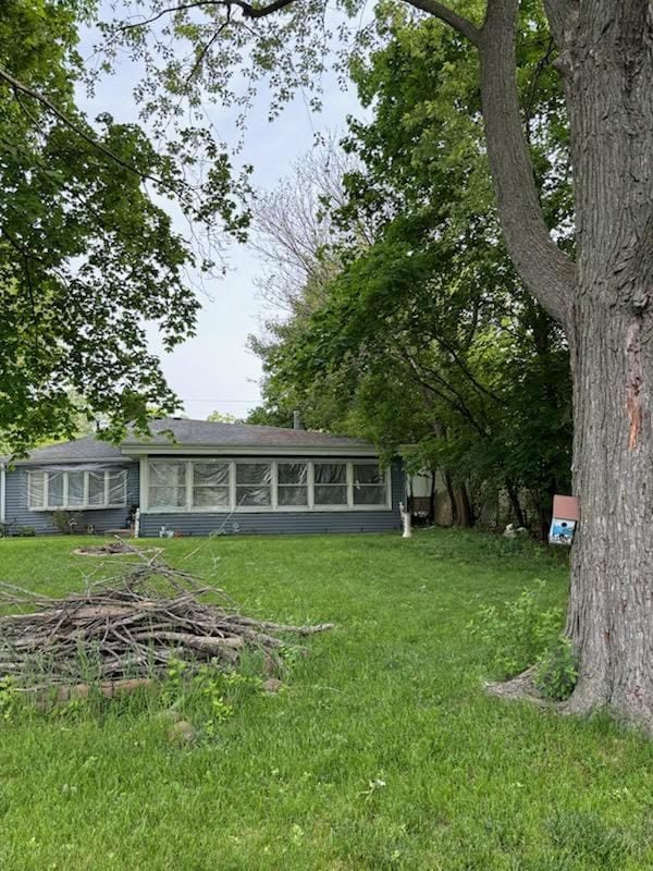 26177 W Heart O Lakes Blvd, Antioch, IL 60002 - photo 1