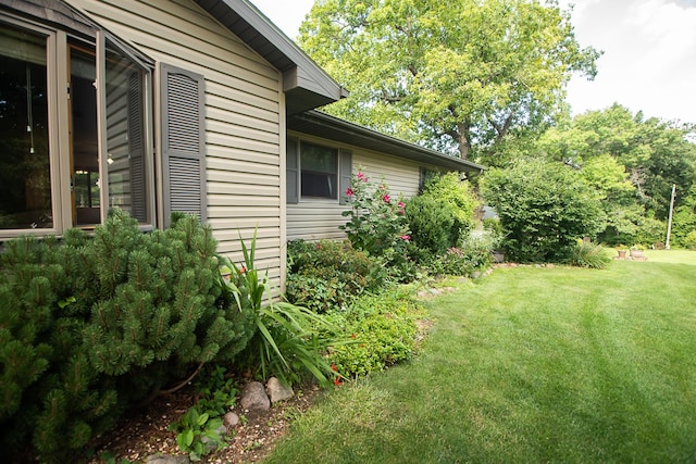 7830 W Renee Rue, Dixon, IL 61021 - photo 2
