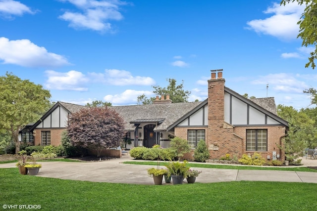 1030 Crescent Blvd, Glen Ellyn, IL 60137 - photo 1