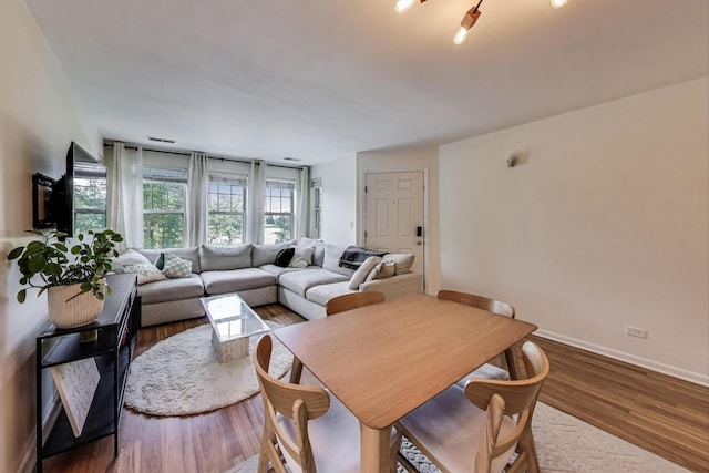 661 W Division St Unit B, Chicago, IL 60610 - photo 3