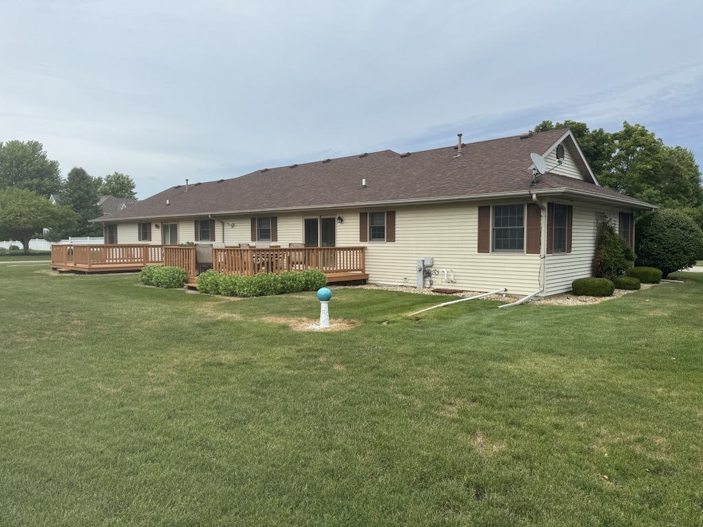 2510 Pulaski St, Peru, IL 61354 - photo 3