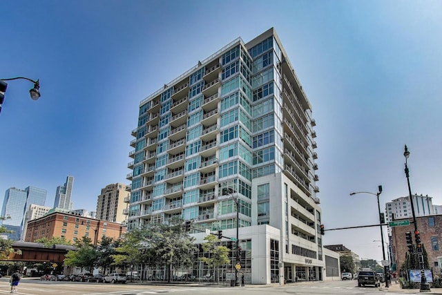 50 E 16th St Unit 414, Chicago, IL 60616 - photo 1