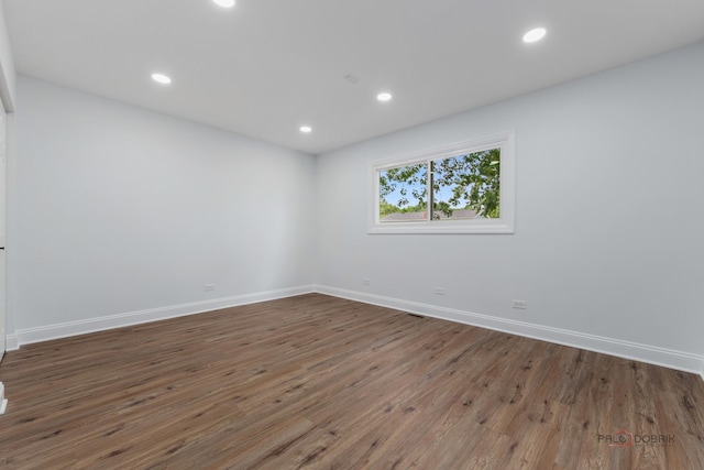 522 N Castle Rd, Addison, IL 60101 - photo 20
