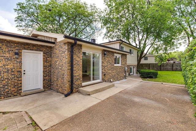 522 N Castle Rd, Addison, IL 60101 - photo 37