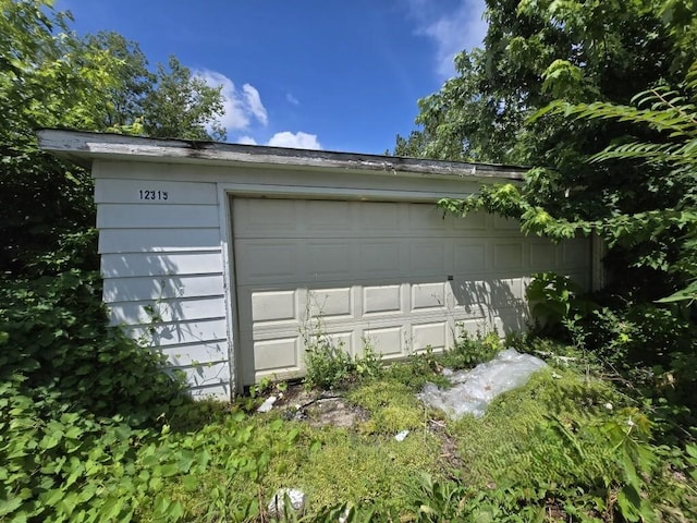 12315 S Morgan St, Calumet Park, IL 60827 - photo 6