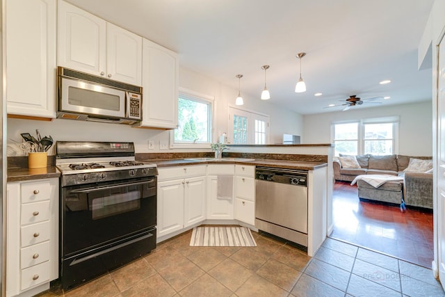 5410 Winding Creek Dr, Mchenry, IL 60050 - photo 4