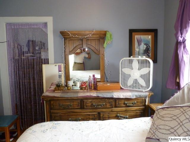 105 W 3rd Ave, La Harpe, IL 61450 - photo 14