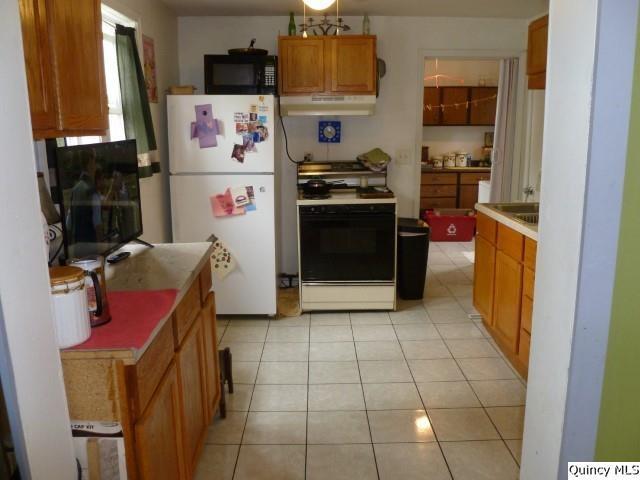 105 W 3rd Ave, La Harpe, IL 61450 - photo 16