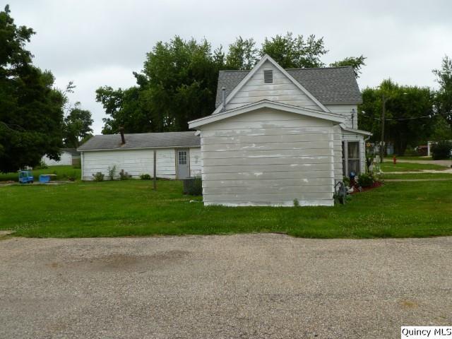 105 W 3rd Ave, La Harpe, IL 61450 - photo 29