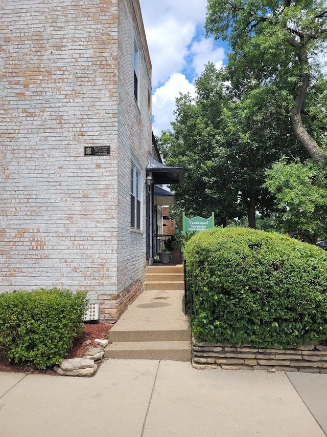 9522 S Vanderpoel Ave, Chicago, IL 60643 - photo 3