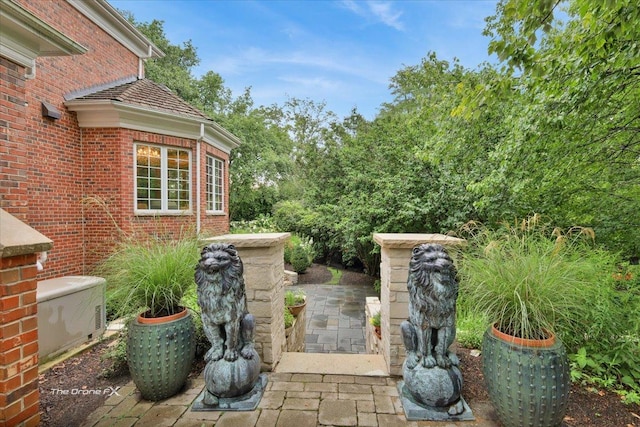 1602 Hunters Glen Dr, Wheaton, IL 60189 - photo 45