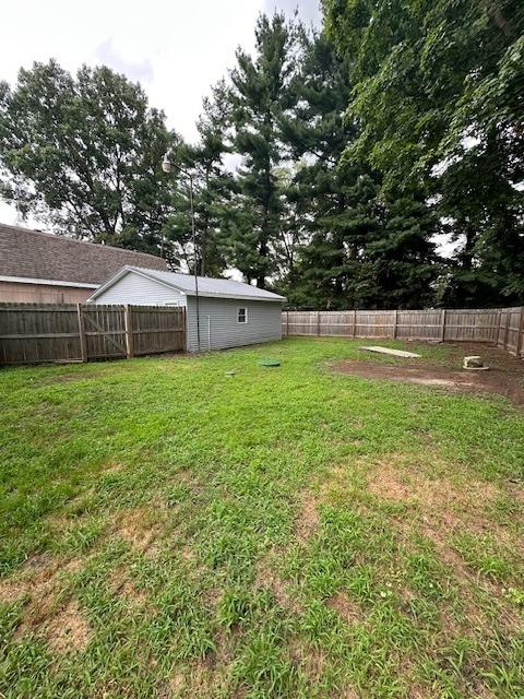 405 W Main St, Essex, IL 60935 - photo 11