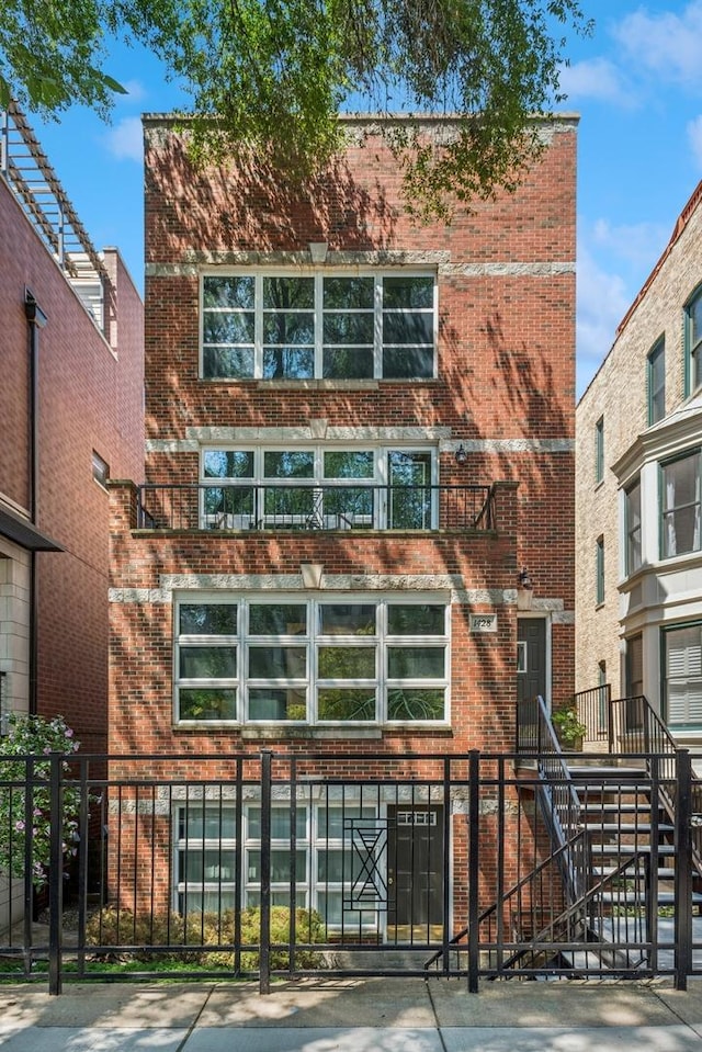 1428 N Mohawk St Unit A, Chicago, IL 60610 - photo 1