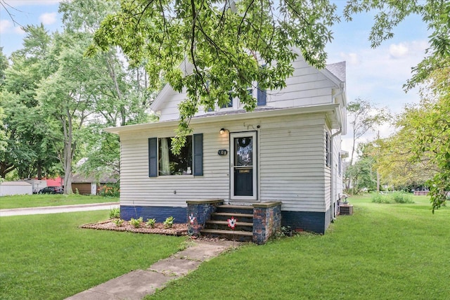 408 N Henson Rd, Villa Grove, IL 61956 - photo 1