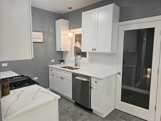 12136 S Wentworth Ave, Chicago, IL 60628 - photo 9