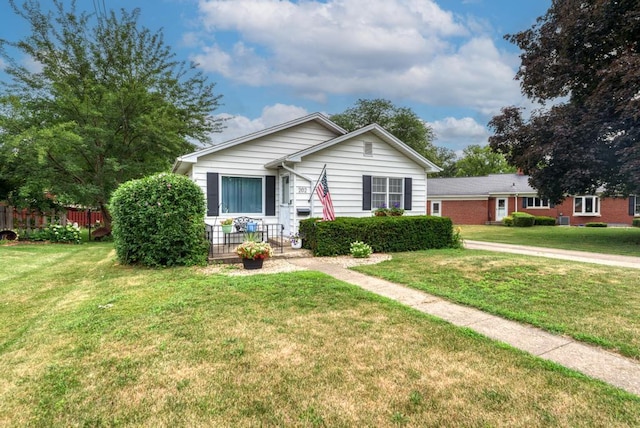 202 Willard Ave, Ottawa, IL 61350 - photo 3