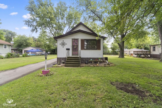 124 SW Circle Dr, Joliet, IL 60433 - photo 2