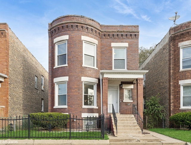 1754 E 73rd St, Chicago, IL 60649 - photo 1