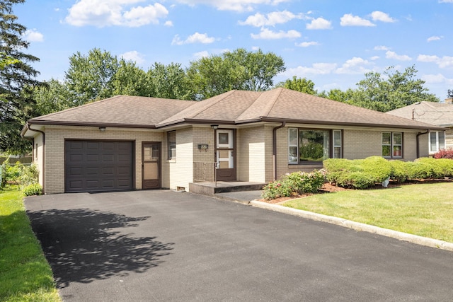 557 E 2nd St, Lockport, IL 60441 - photo 2