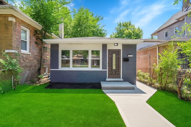1311 E 69th St, Chicago, IL 60637 - photo 3