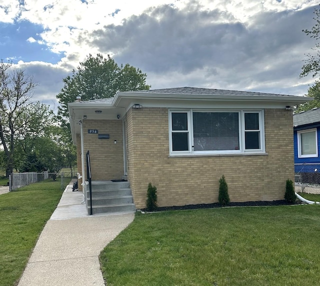 956 Greenbay Ave, Calumet City, IL 60409 - photo 1
