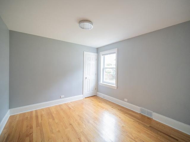 5107 S Luna Ave, Chicago, IL 60638 - photo 9