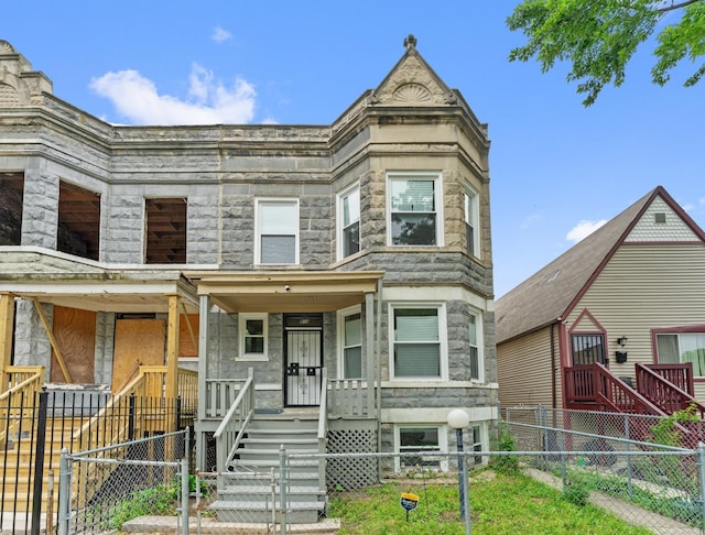 814 S Karlov Ave, Chicago, IL 60624 - photo 1