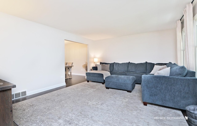 3228 N Volz Dr E, Arlington Heights, IL 60004 - photo 3