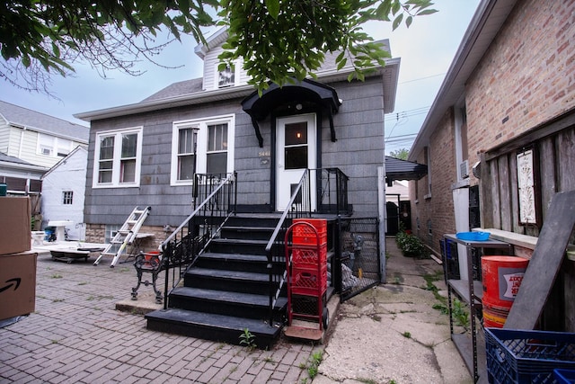 5441 N Linder Ave, Chicago, IL 60630 - photo 2