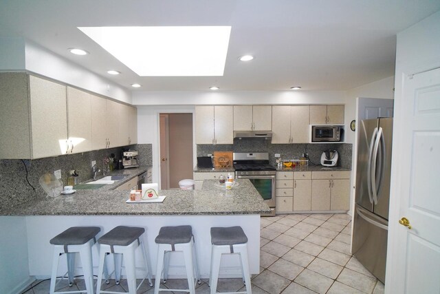 8110 Kenneth Ave, Skokie, IL 60076 - photo 11