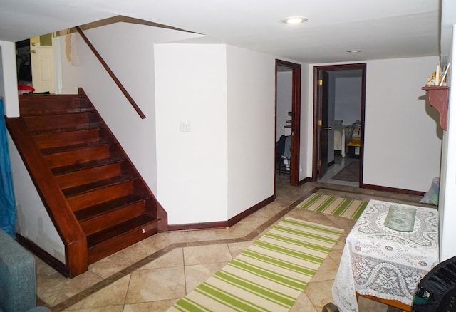 8110 Kenneth Ave, Skokie, IL 60076 - photo 25