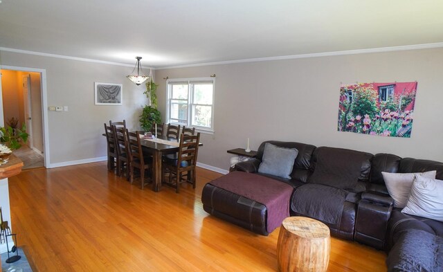 8110 Kenneth Ave, Skokie, IL 60076 - photo 4