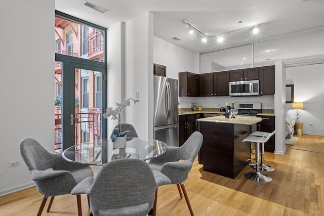 208 W Washington St Unit 1006, Chicago, IL 60606 - photo 5